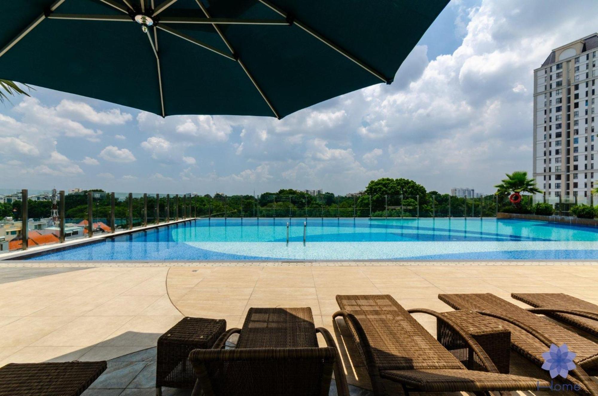 Home, Cosy&Luxury Apartment - 5Mins To Airport, Free Pool&Gym, Airport Pick Up Service Хошимін Екстер'єр фото