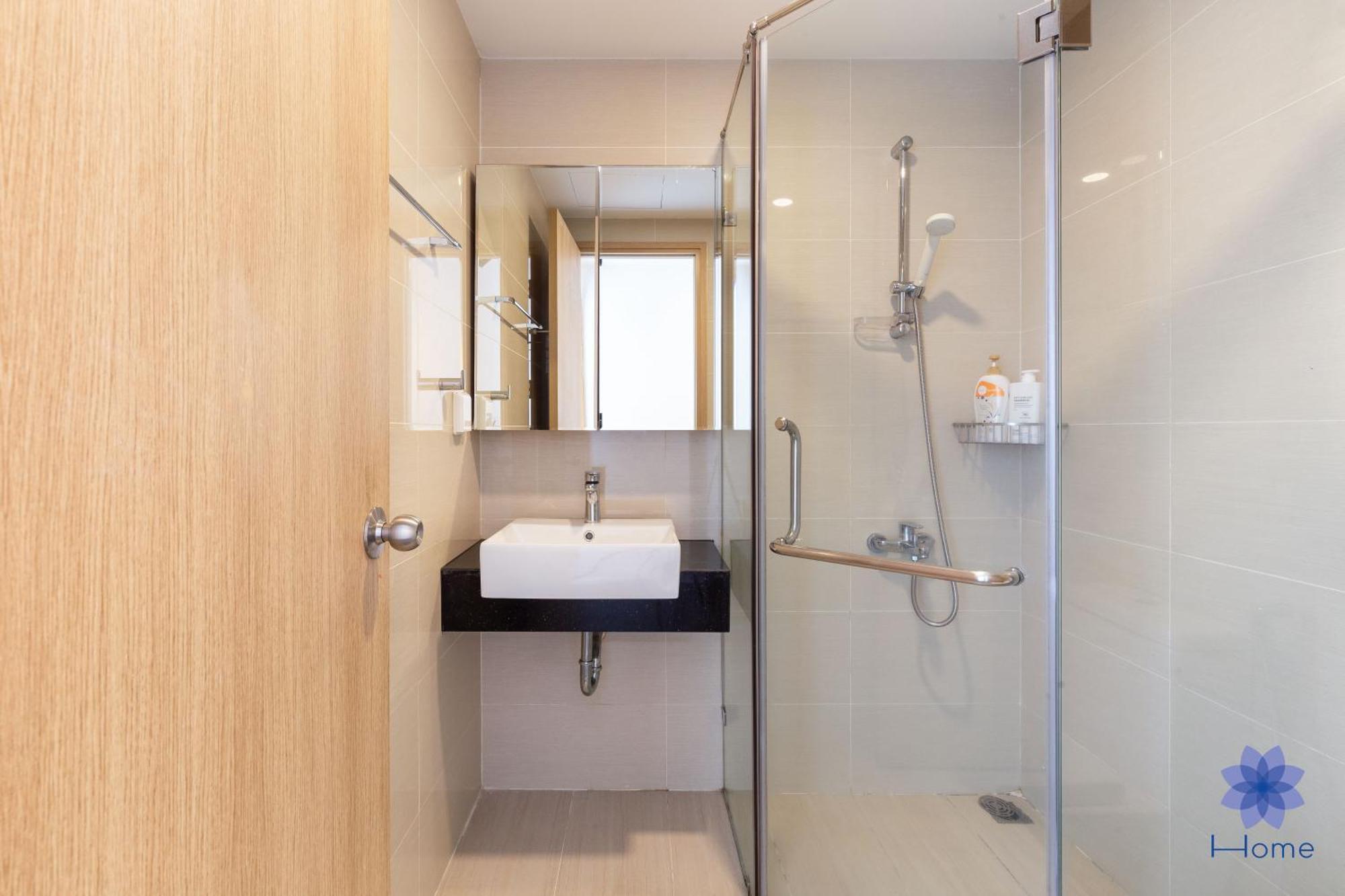 Home, Cosy&Luxury Apartment - 5Mins To Airport, Free Pool&Gym, Airport Pick Up Service Хошимін Екстер'єр фото
